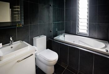 Crown On Darby - Accommodation Noosa 7