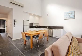Crown On Darby - Accommodation Noosa 14