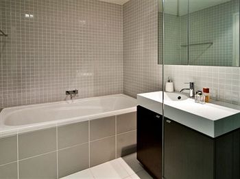 Wyndel Apartments - Abode - Accommodation Noosa 1