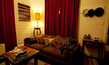 Piccolo - Accommodation Noosa 1