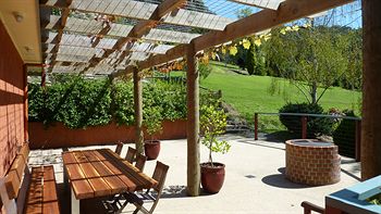 Mast Gully Gardens Bed & Breakfast - Accommodation Noosa 1