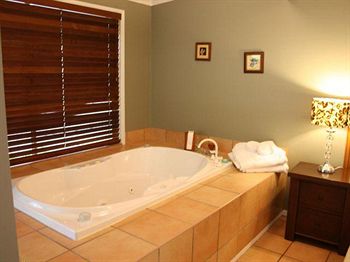 House Of Laurels - Accommodation Noosa 28