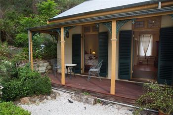 Tizzana Winery Bed & Breakfast - Accommodation Noosa 3