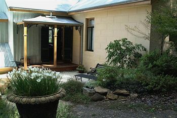 Tizzana Winery Bed & Breakfast - Accommodation Noosa 8