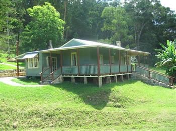Singletons Retreat - Accommodation Noosa 12