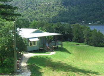 Singletons Retreat - Accommodation Noosa 4