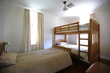 Singletons Retreat - Accommodation Noosa 5