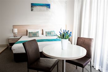 Copacabana Shores - Accommodation Noosa 5