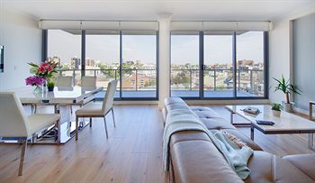 Zara Tower - Luxury Suites And Apartments - Accommodation Noosa 9