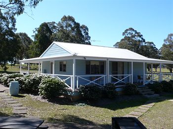 Cam-Way Estate - Accommodation Noosa 16