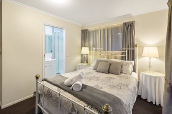 Eden Lodge - Accommodation Noosa 11
