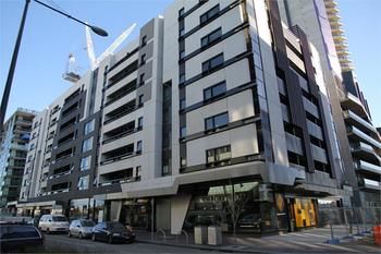 Astra Apartments - Docklands - Accommodation Noosa 6