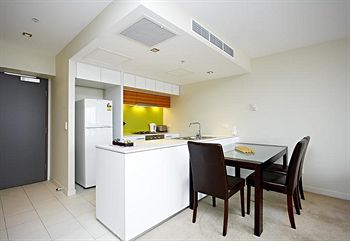 Astra Apartments - Docklands - Accommodation Noosa 1
