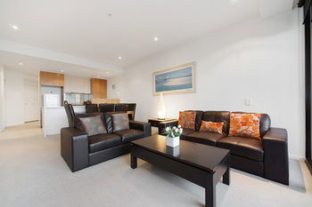 Docklands Private Collection Of Apartments - NewQuay - Accommodation Noosa 15