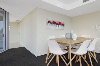 Docklands Private Collection Of Apartments - NewQuay - Accommodation Noosa 44
