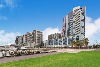 Docklands Private Collection Of Apartments - NewQuay - Accommodation Noosa 50