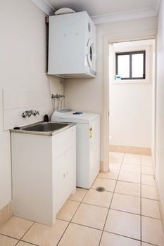 Bluegum Apartments - Accommodation Noosa 19