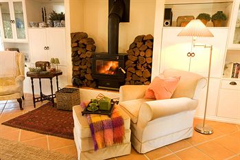 Arabella Guesthouse - Accommodation Noosa 6