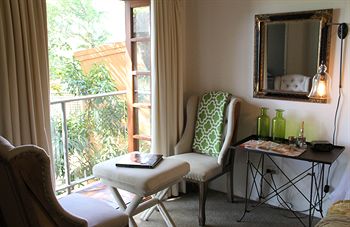 Arabella Guesthouse - Accommodation Noosa 19