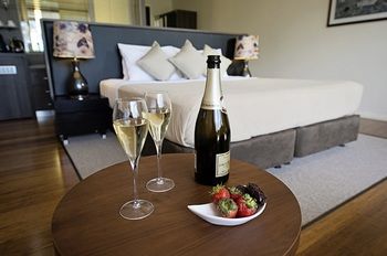 Cicada Lodge - Accommodation Noosa 13