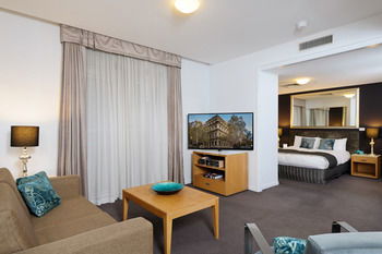 Treasury On Collins - Accommodation Noosa 34