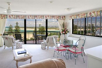 The Waterview - Accommodation Noosa 14