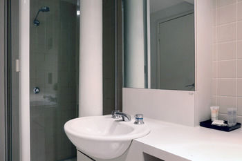 Melbourne City Stays - Accommodation Noosa 88
