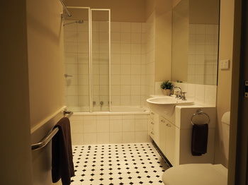 Melbourne City Stays - Accommodation Noosa 98