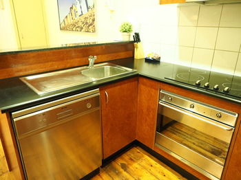 Melbourne City Stays - Accommodation Noosa 124