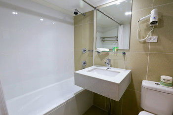 Best Western Casula Motor Inn - Accommodation Noosa 1