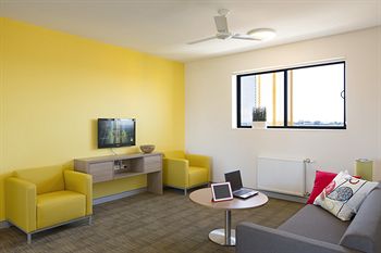 Western Sydney University Village Penrith - Accommodation Noosa 3