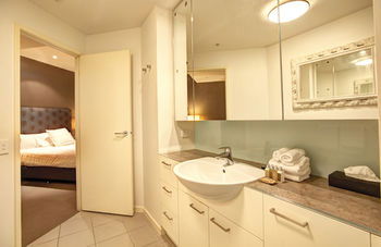 ACD Apartments - Accommodation Noosa 5
