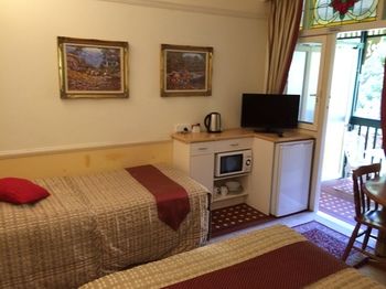The Charrington Boutique Hotel - Accommodation Noosa 13