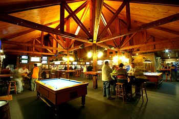 Macquarie Inn - Accommodation Noosa 0