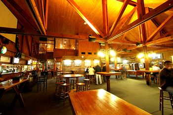 Macquarie Inn - Accommodation Noosa 3