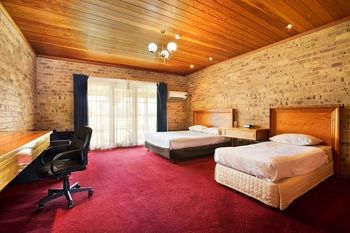 Macquarie Inn - Accommodation Noosa 17