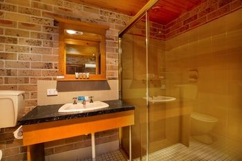 Macquarie Inn - Accommodation Noosa 24