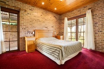 Macquarie Inn - Accommodation Noosa 25