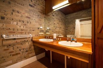 Macquarie Inn - Accommodation Noosa 35