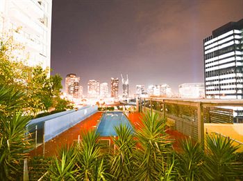 Melbourne Holiday Apartments At McCrae Docklands - Accommodation Noosa 14