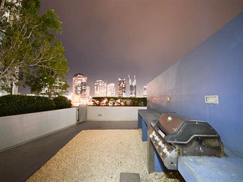 Melbourne Holiday Apartments At McCrae Docklands - Accommodation Noosa 15