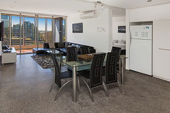 Melbourne Holiday Apartments At McCrae Docklands - Accommodation Noosa 20