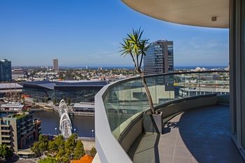 Melbourne Holiday Apartments At McCrae Docklands - Accommodation Noosa 21
