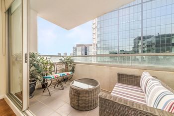 Melbourne Holiday Apartments At McCrae Docklands - Accommodation Noosa 25