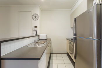 Gem Apartments - Accommodation Noosa 6