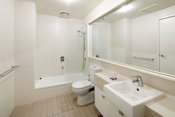Gem Apartments - Accommodation Noosa 12
