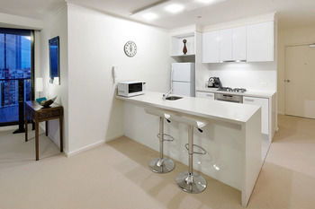 Gem Apartments - Accommodation Noosa 19