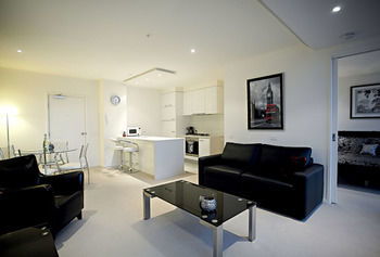 Gem Apartments - Accommodation Noosa 25