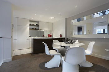 Gem Apartments - Accommodation Noosa 39