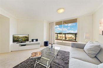Wyndel Apartments - Shoremark - Accommodation Noosa 0